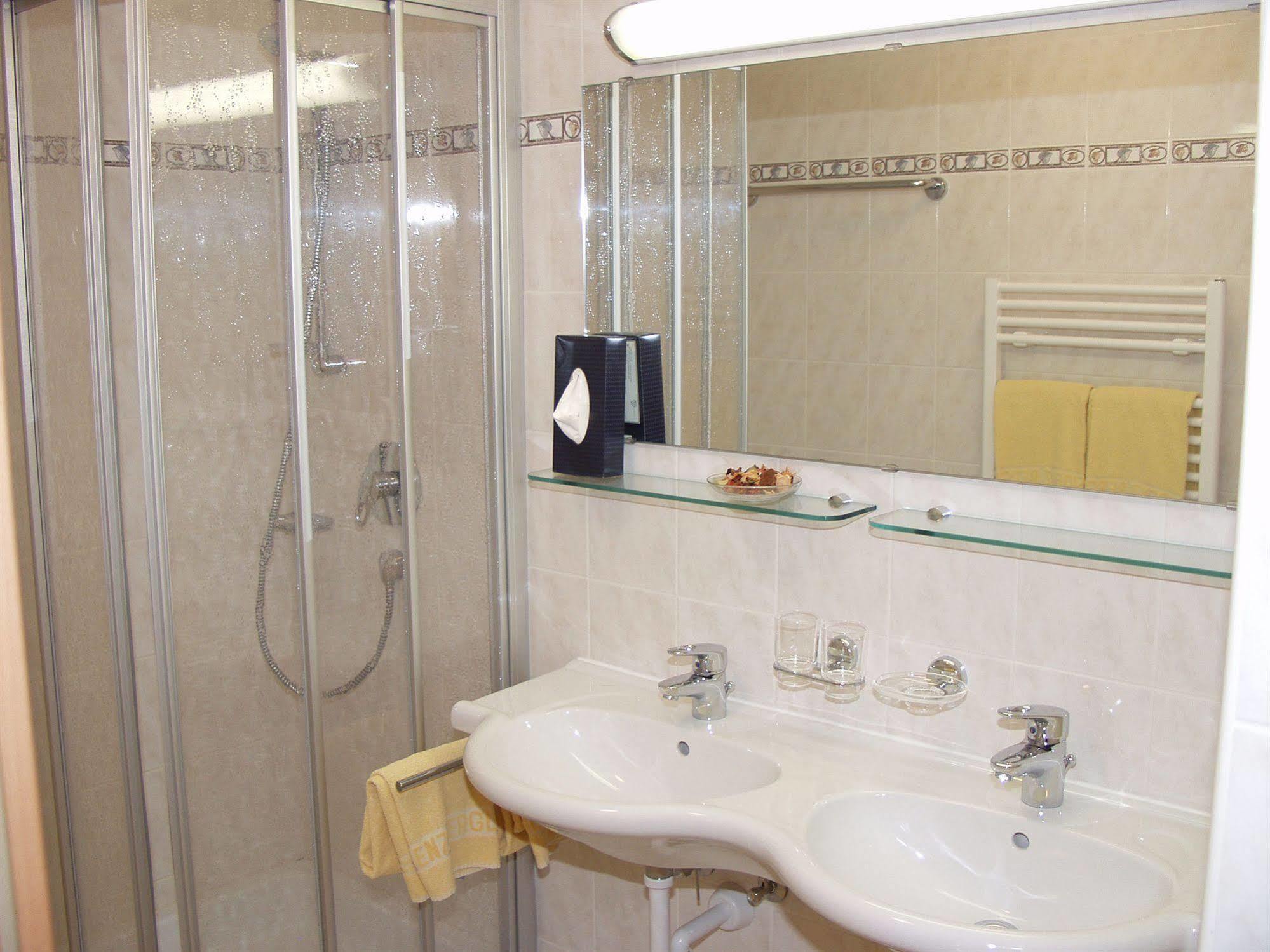 טוקס Appartements Steinbock - Ski-In & Ski-Out מראה חיצוני תמונה