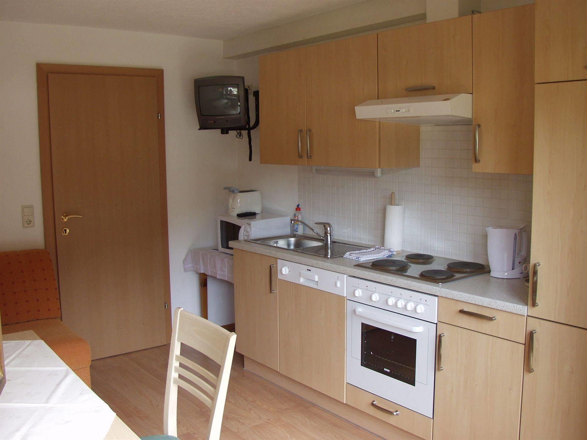 טוקס Appartements Steinbock - Ski-In & Ski-Out מראה חיצוני תמונה